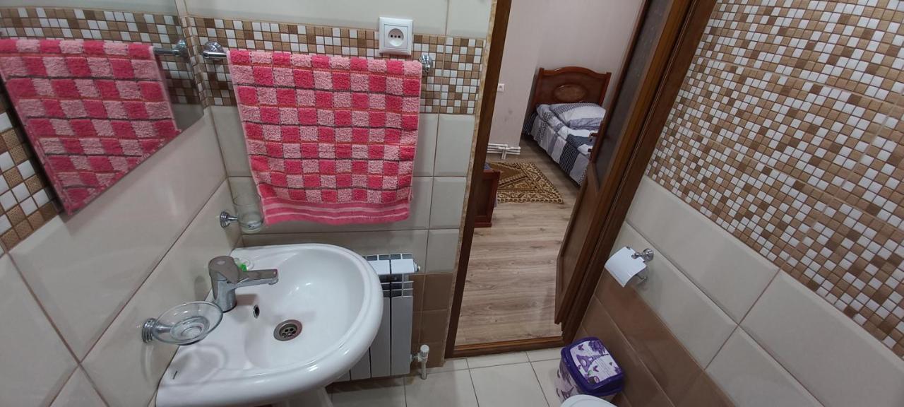 Dream House & Hostel Sevan Exterior foto
